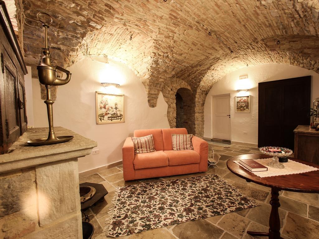 Отель I Templari Di Alberona Экстерьер фото